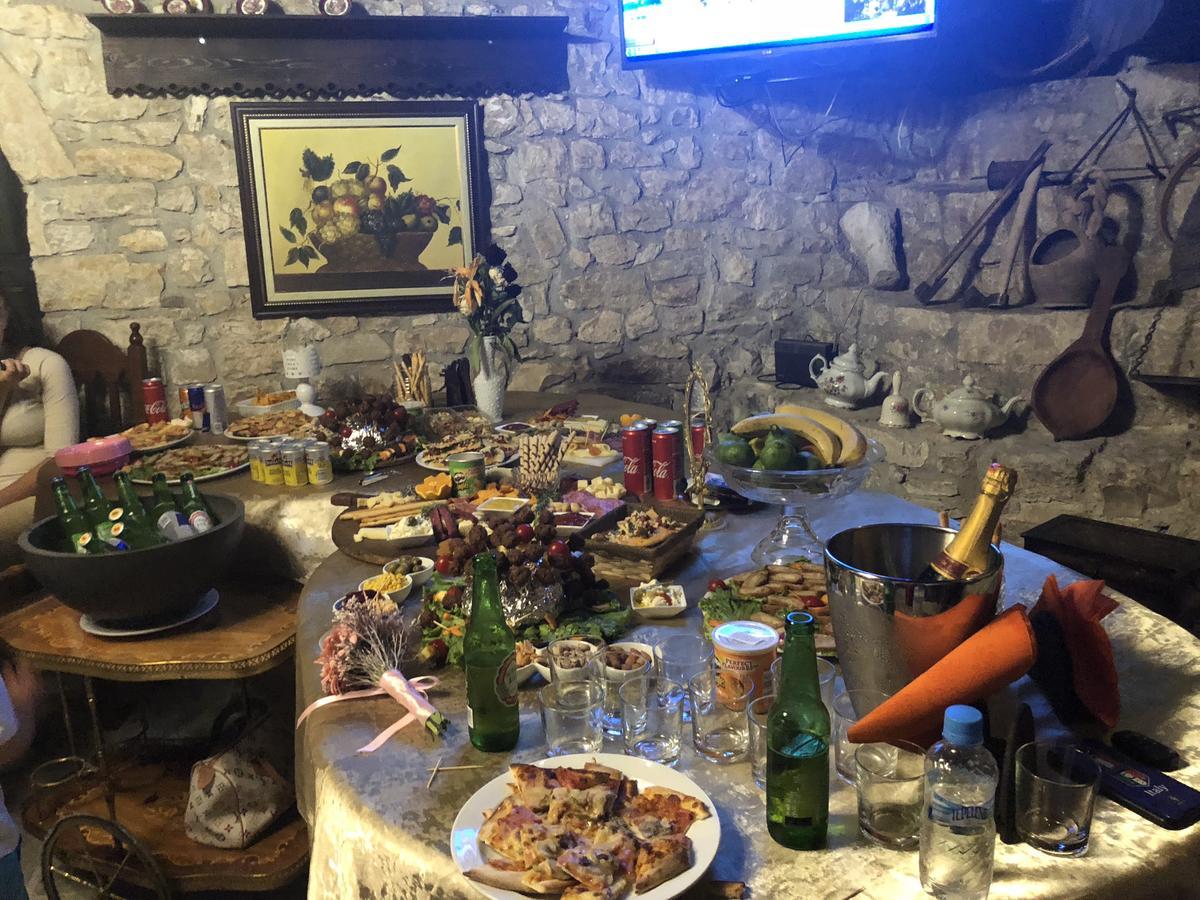 Hani I Xheblatit Berat Kültér fotó